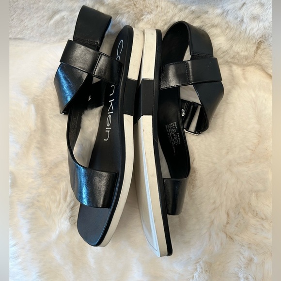 Calvin Klein Rikki Black Sandals Sleek and Stylish Sz-6.5M.   N - Picture 5 of 10